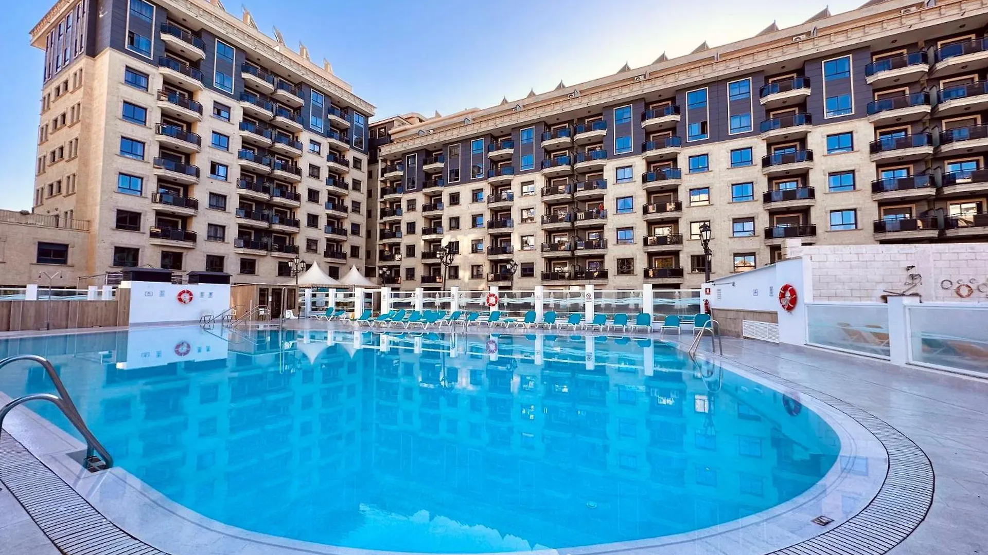 Apartamentos Nuriasol Fuengirola 0*,  Spain