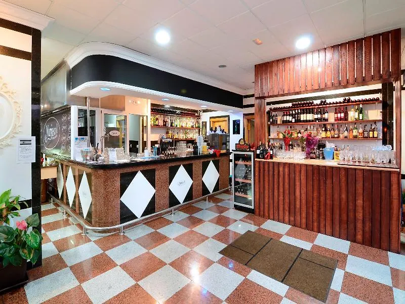Apartamentos Nuriasol Fuengirola Spain